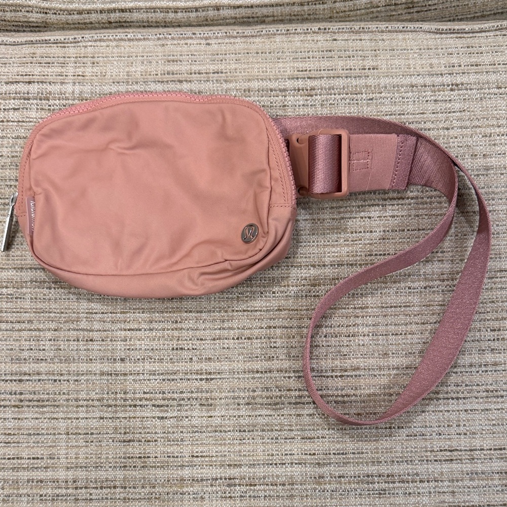 Lululemon Dusty Pink Nylon Belt Bag